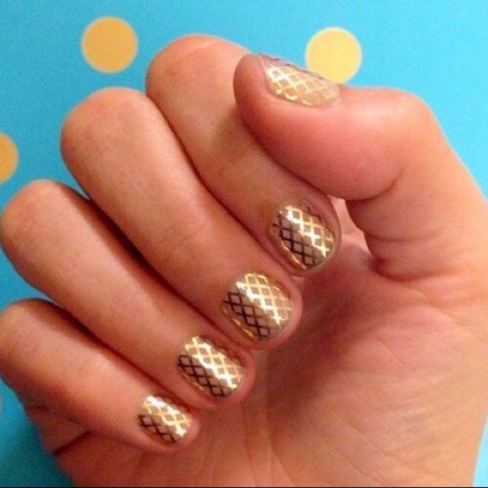 Jamberry Gold Fishnet Nail Wraps B3G1